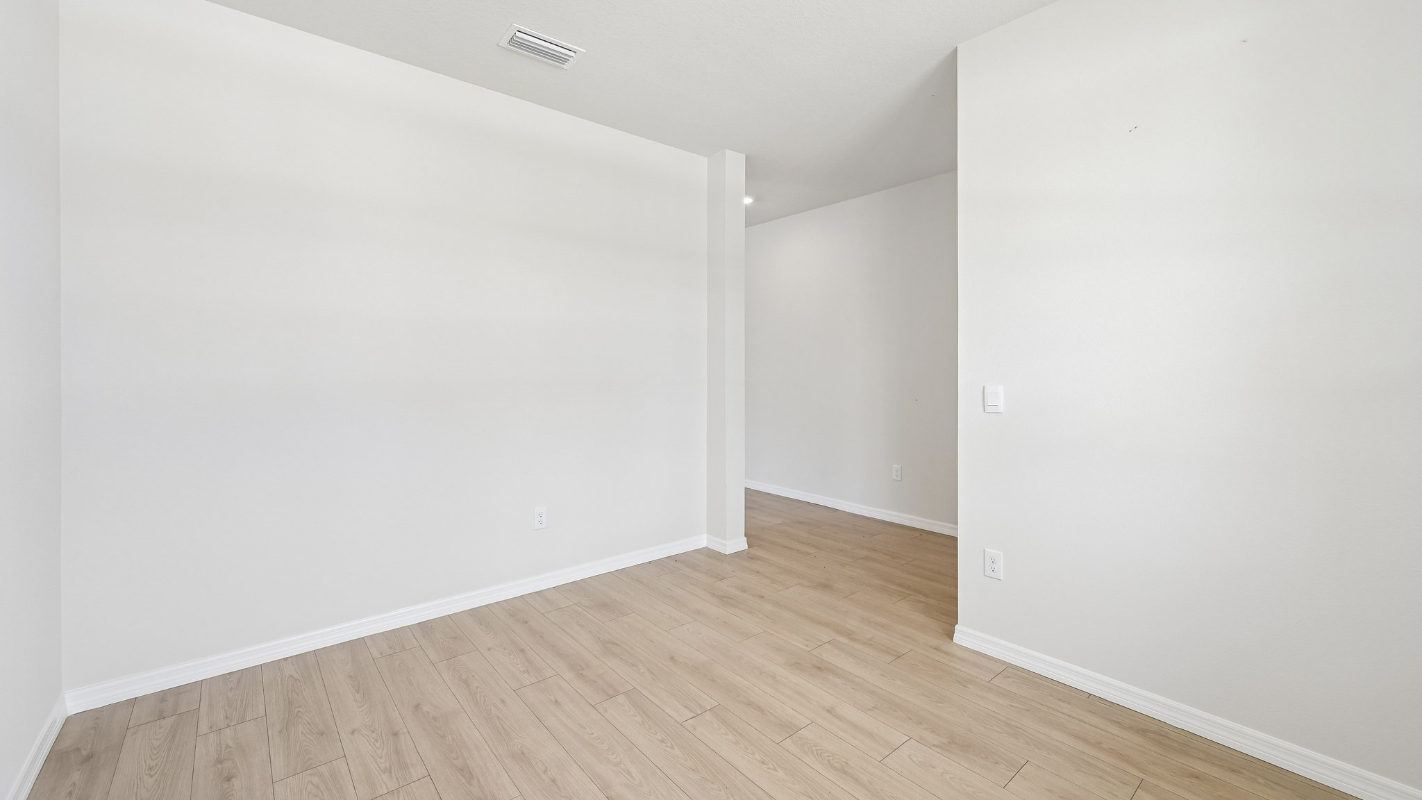 Flex Room