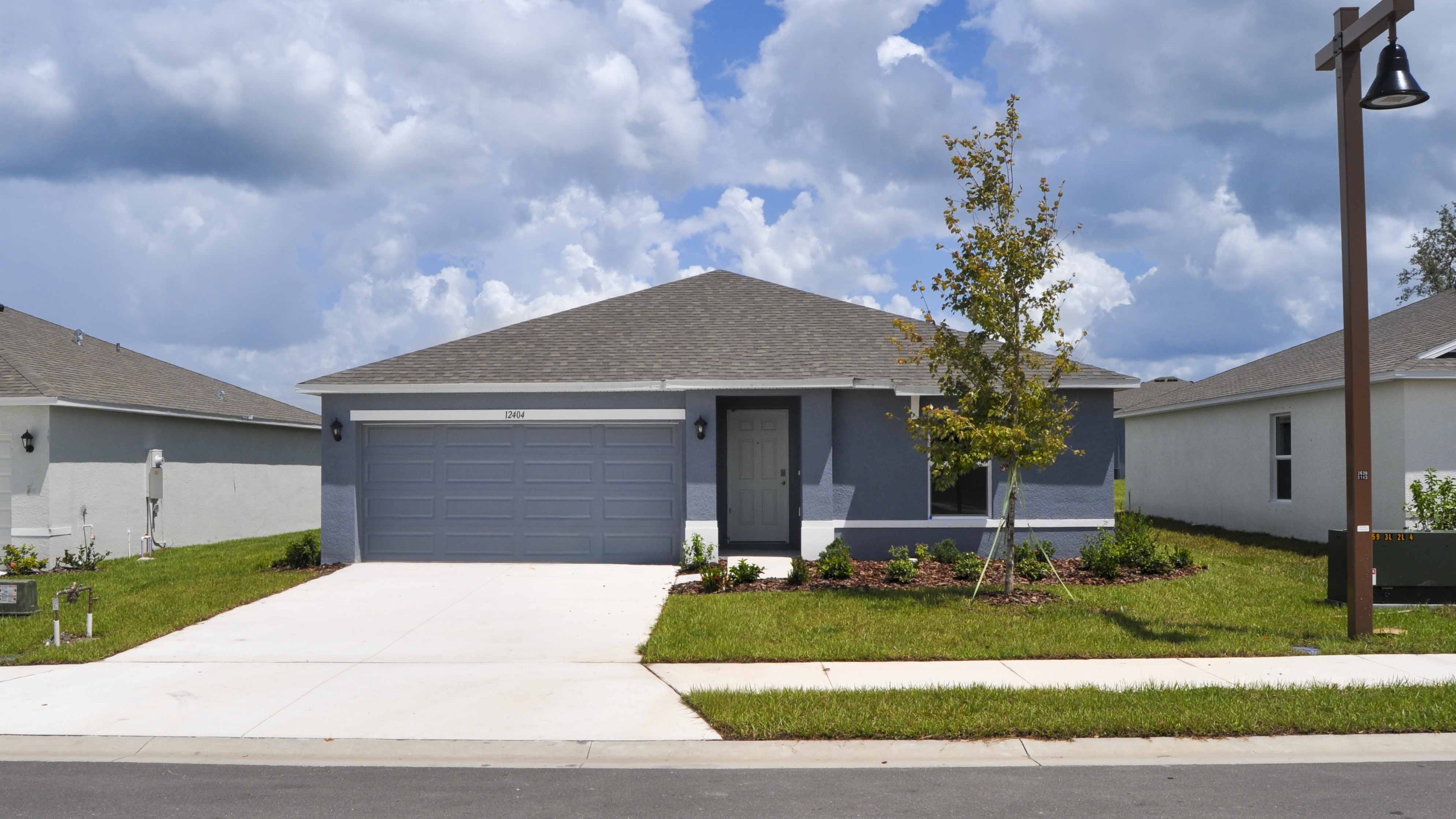 12404 Hopscotch Avenue exterior