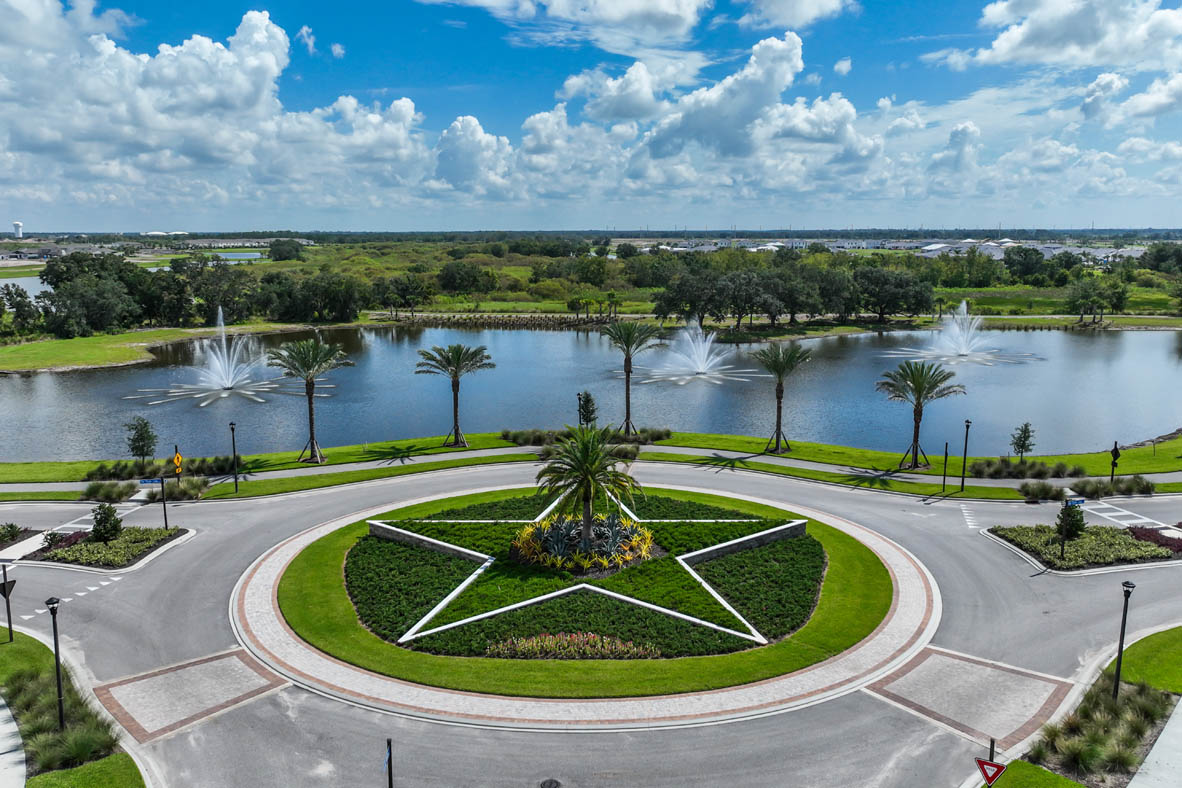 New Homes in Star Farms Townhomes Lakewood Ranch, FL D.R. Horton