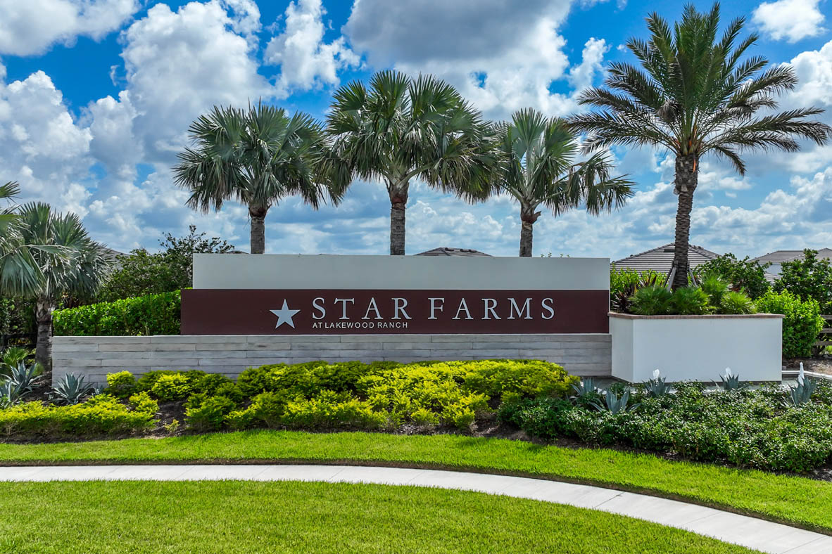 New Homes in Star Farms Townhomes Lakewood Ranch, FL D.R. Horton