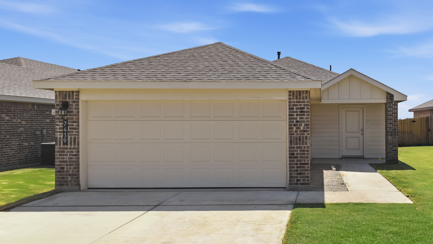 7439 10th Street exterior