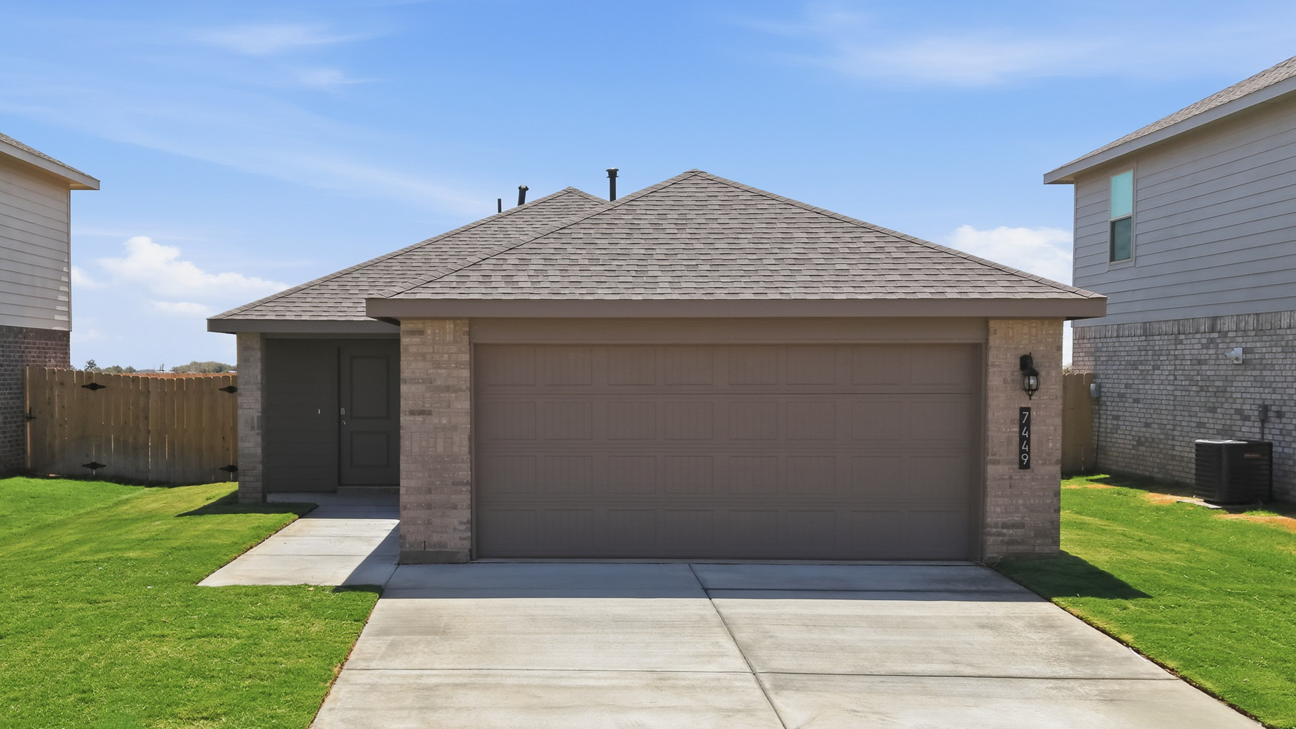 7449 10th Street exterior