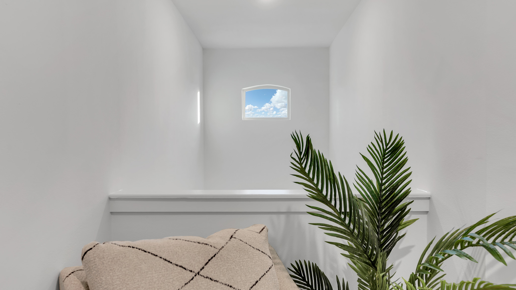 Comfortable landing space with rooms on both sides