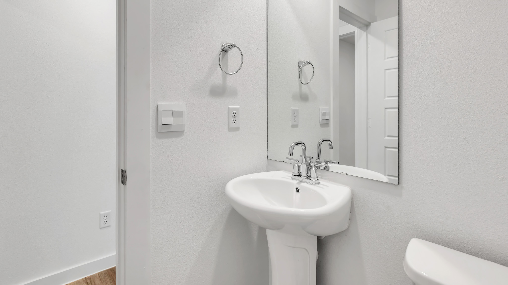 Stainless steel appliances and shaker style cabinets