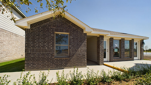 Gaven model home with brick exterior