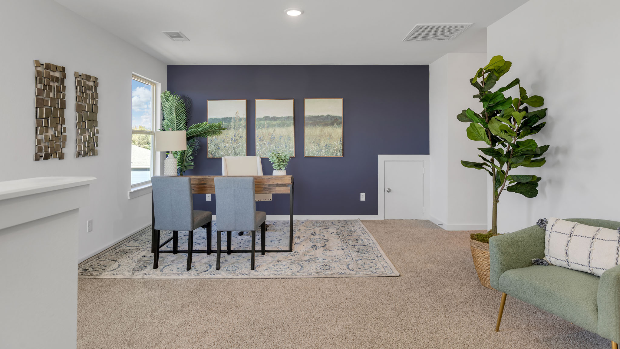 Upstairs landing space perfect for a game room or entertainment spot