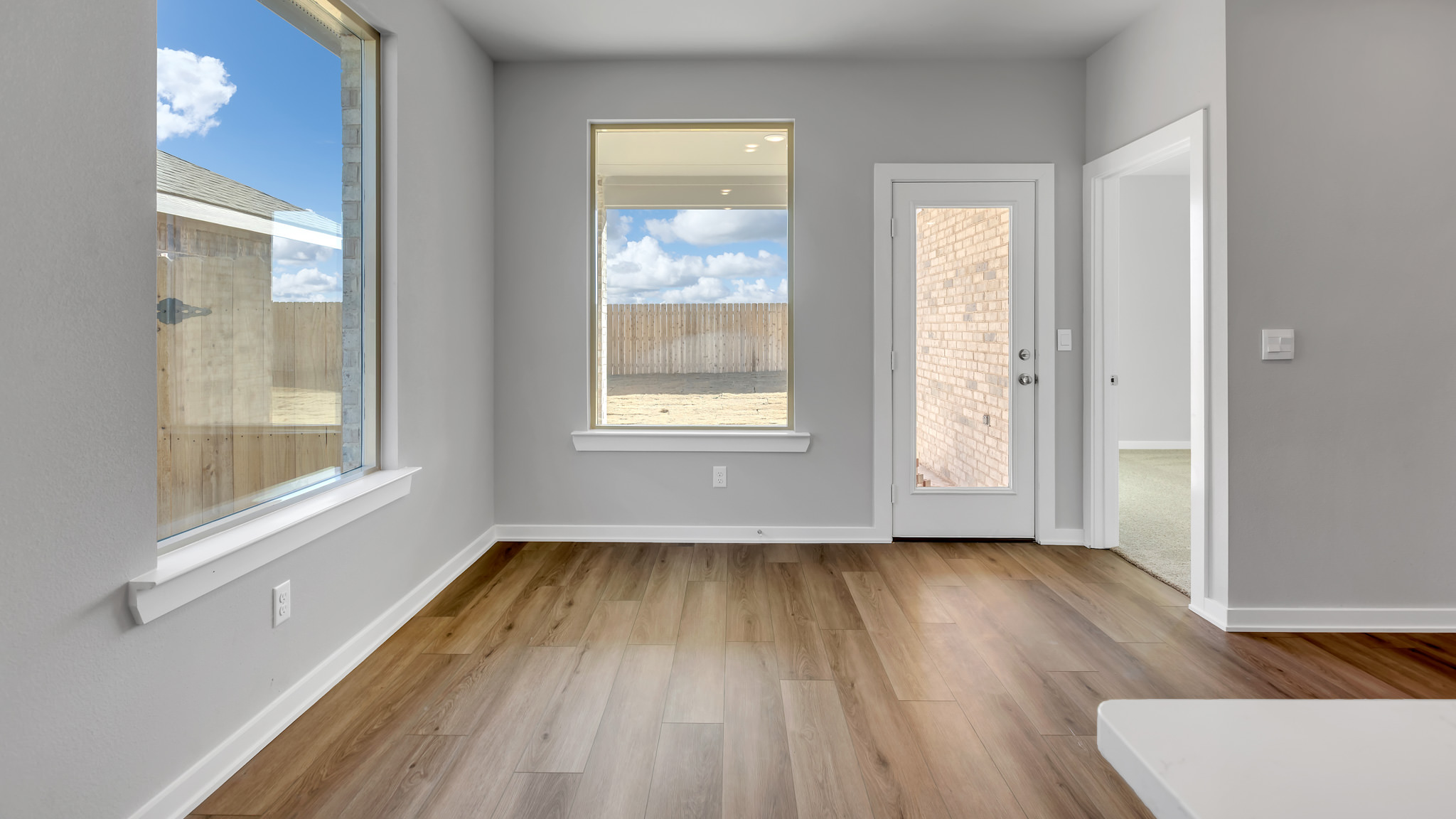 Cozy dining area adjacent to kitchen