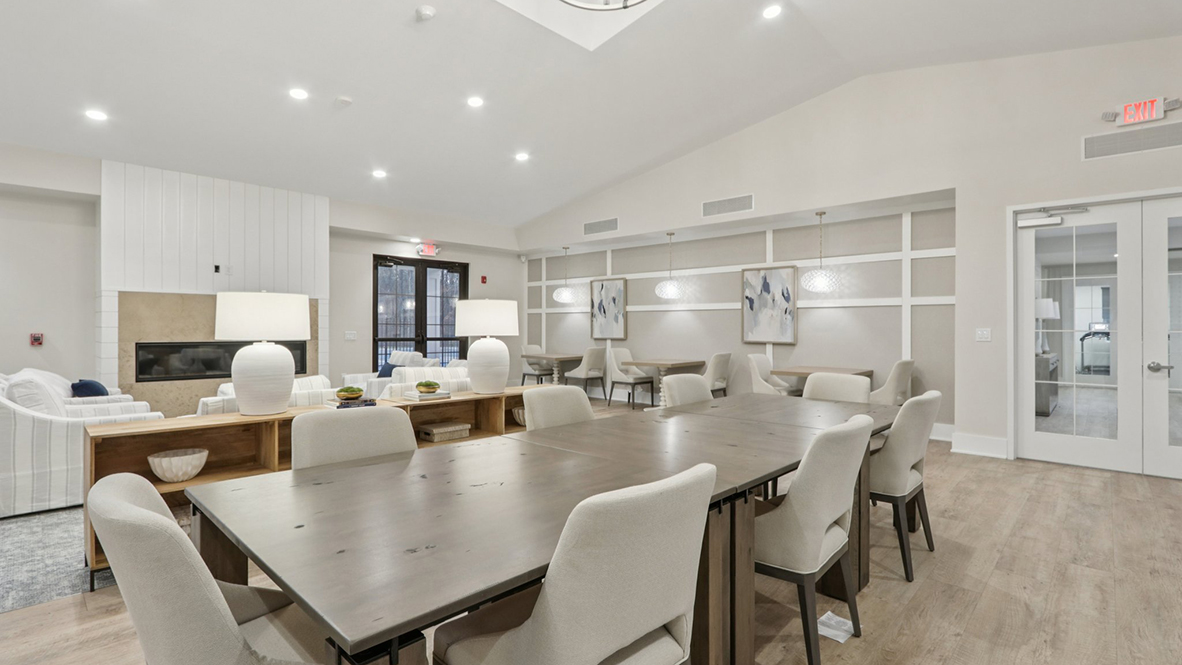 Coves Clubhouse interior