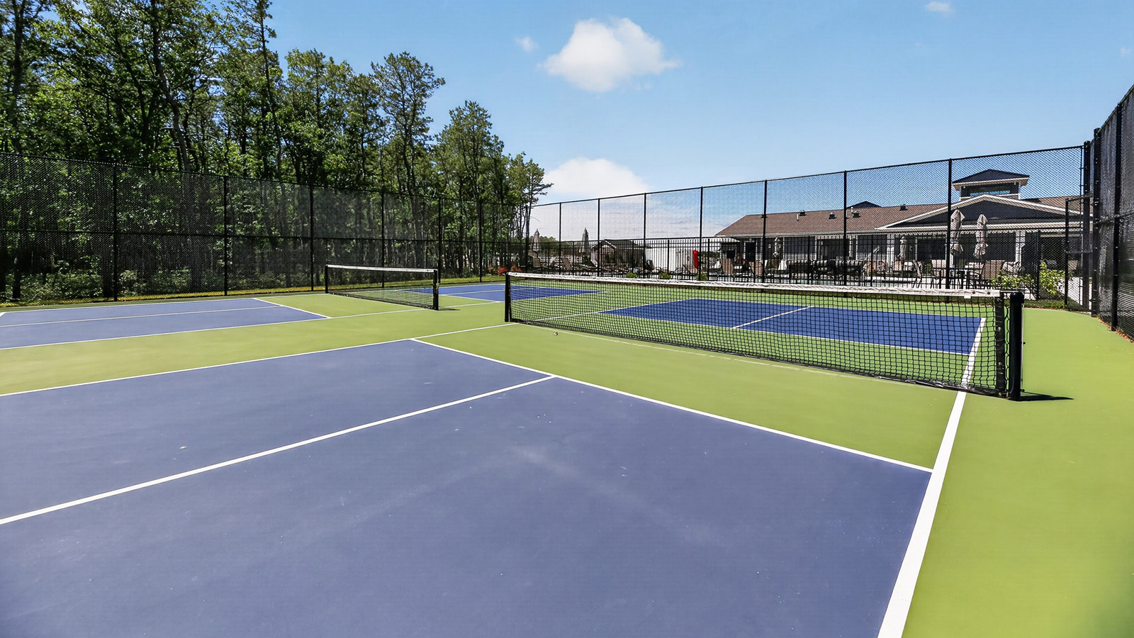 pickleball courts at Coves at Ocean Club