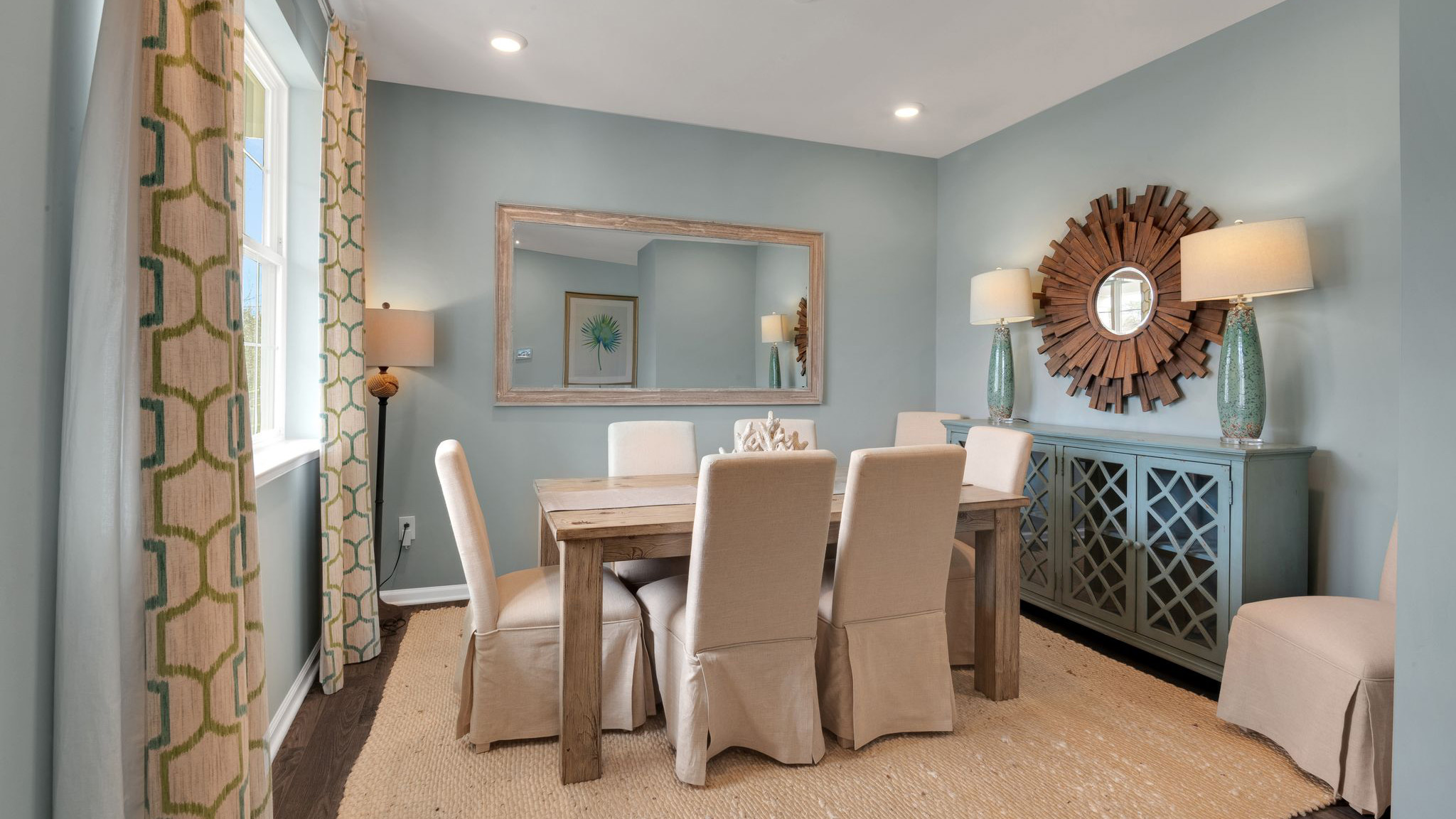 dining room off the main entrance