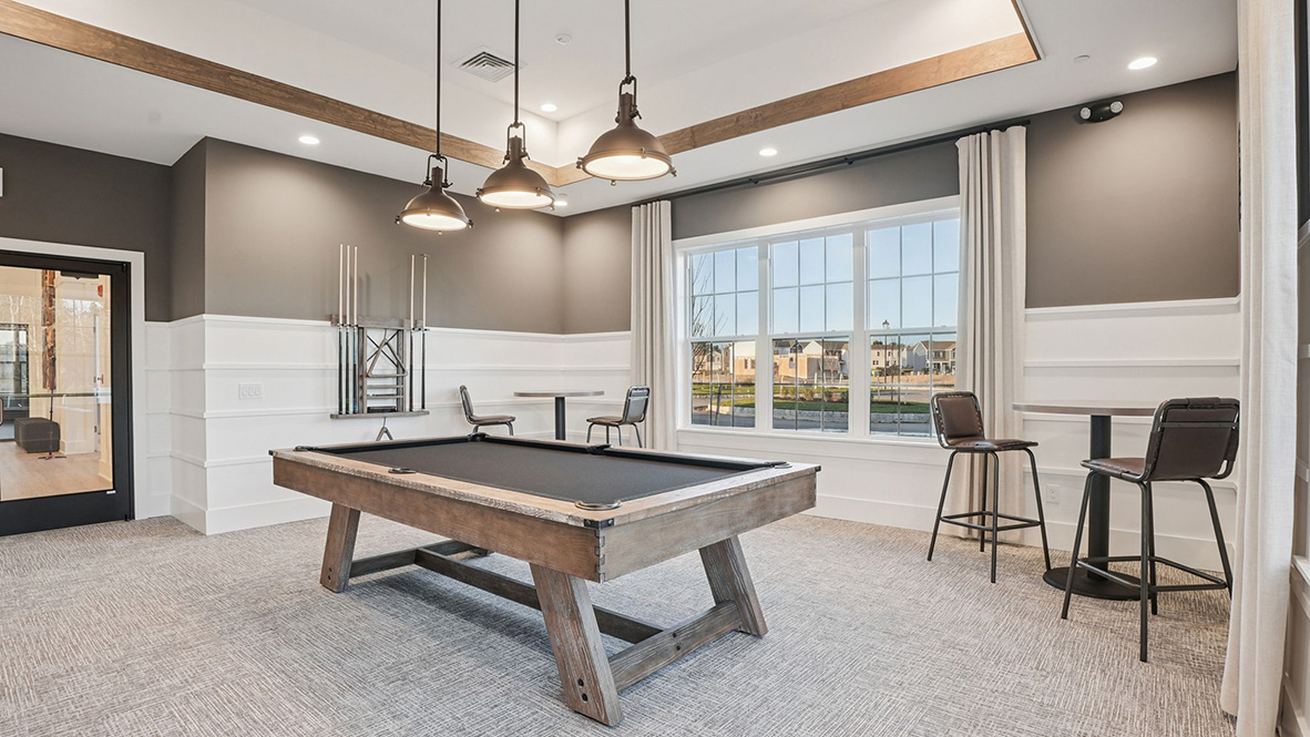 Tides and Winds Clubhouse pool table