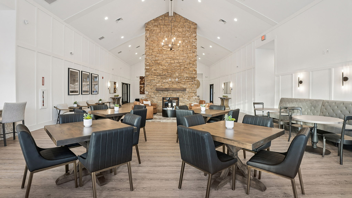 tides and winds clubhouse interior