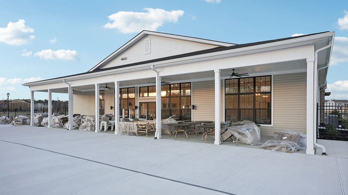 tides and winds pool house