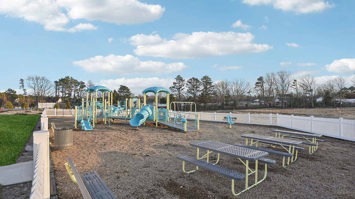 tides and winds club house playground