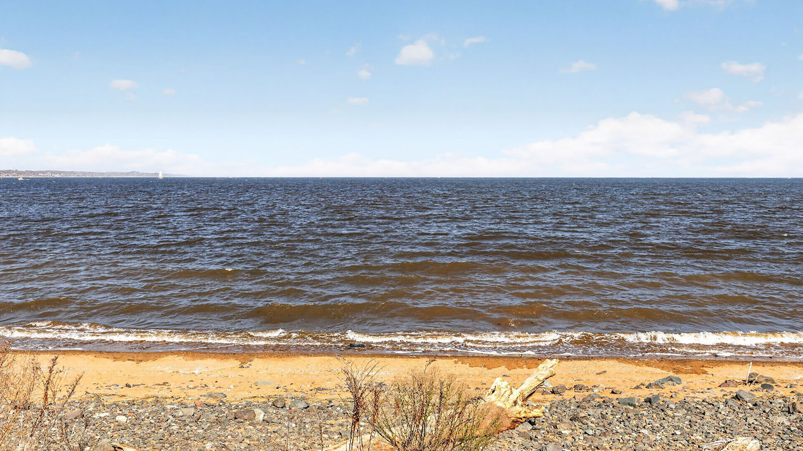 beautiful beach photo on sayreville