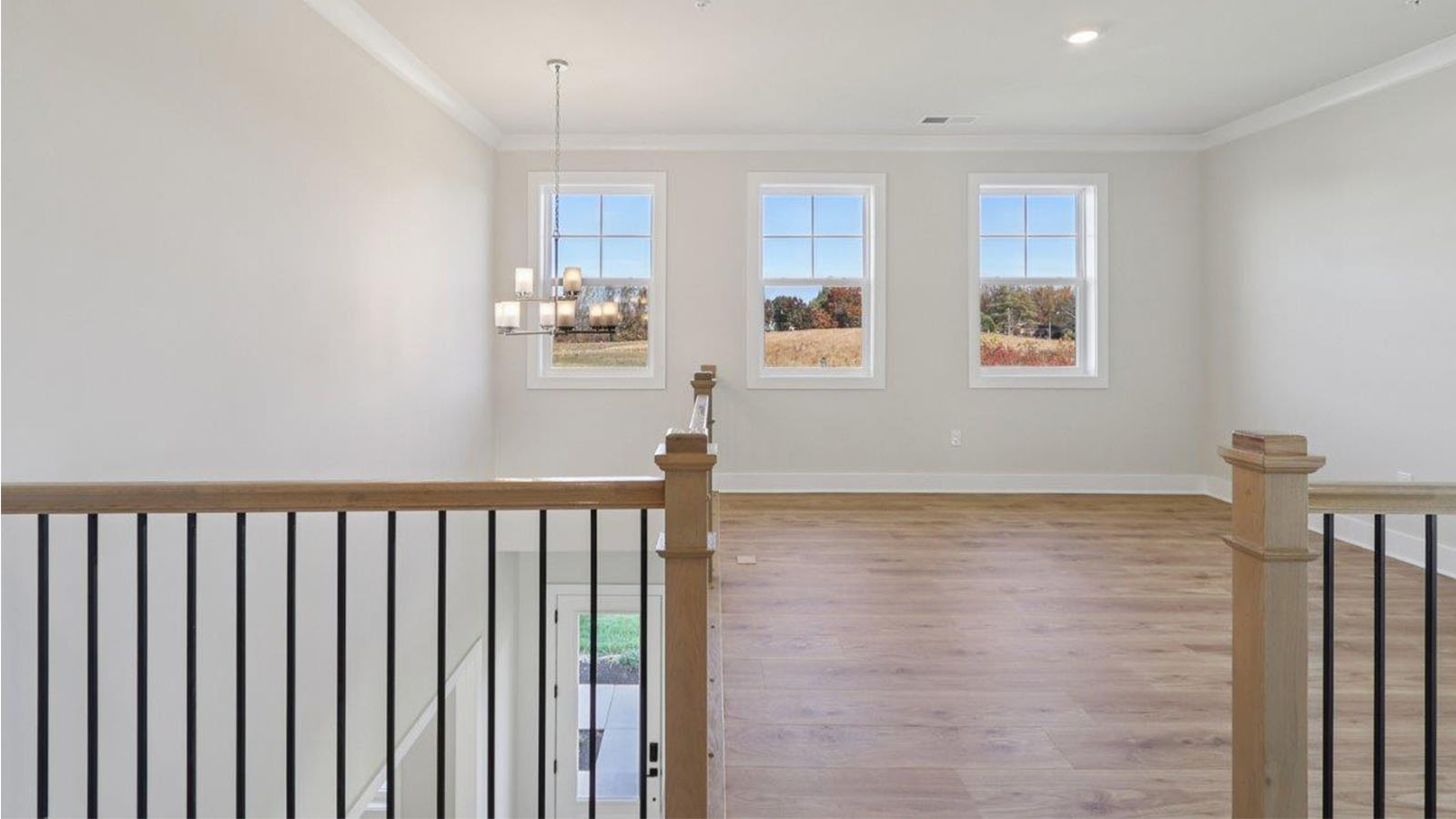 upstairs landing to the loft