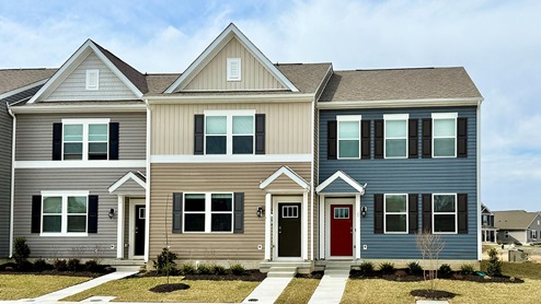 An exterior photo of Jefferson townhomes in Simpsons Crossing.