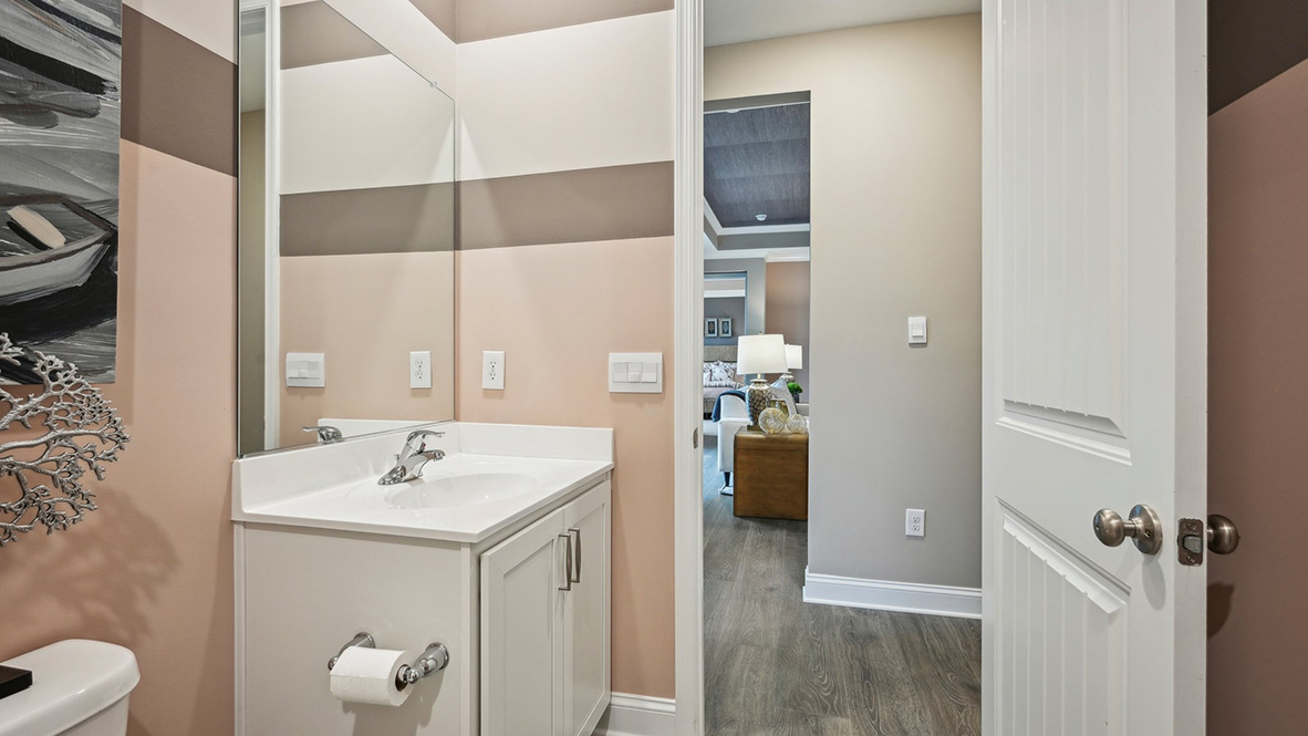 This bathroom has a one bowl vanity.