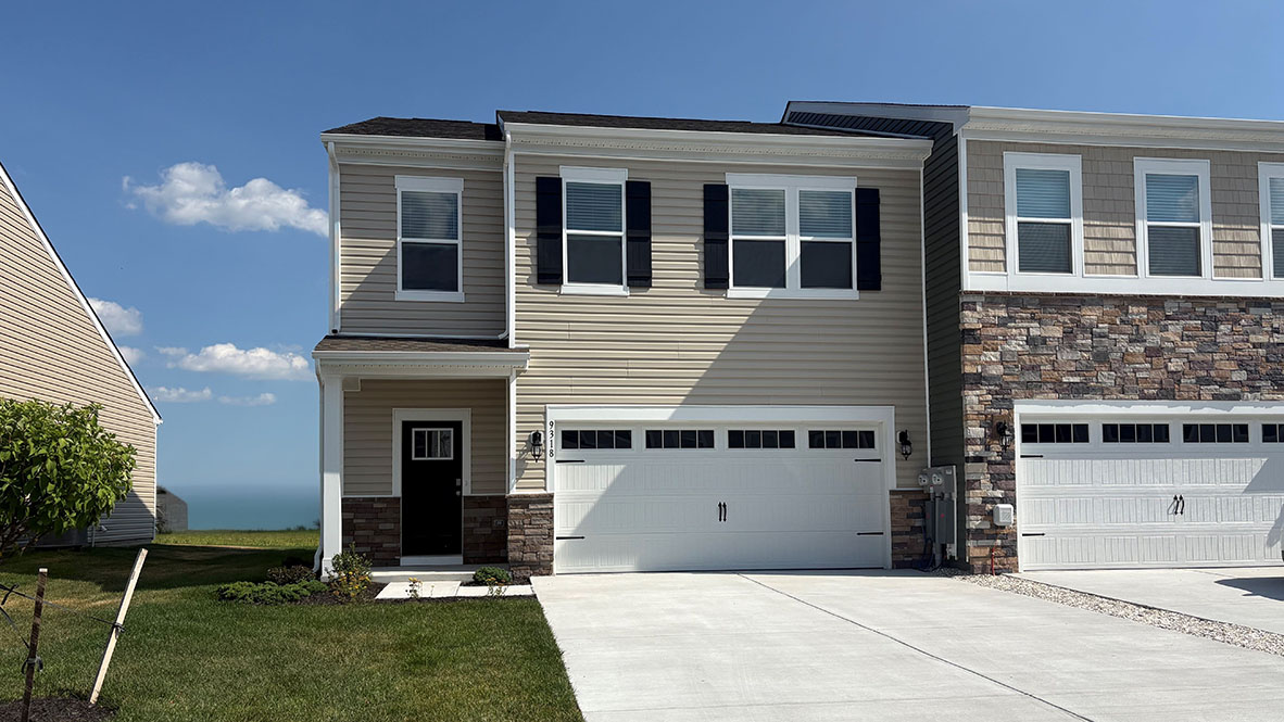 34513 East Bend St exterior