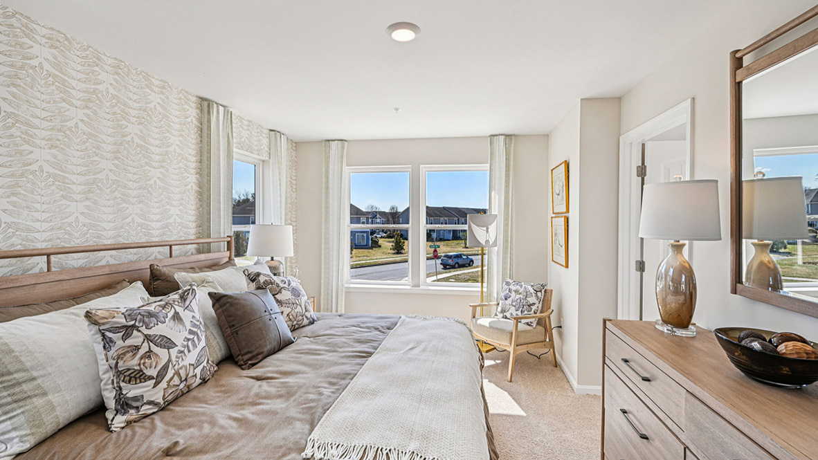 Upstairs, the spacious main bedroom comes complete with a modern bathroom with a double bowl vanity, and generously sized walk-in shower.