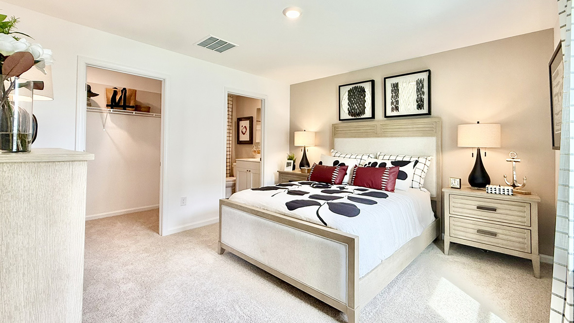 Set quietly at the back of the home, the large main bedroom serves as a peaceful retreat.