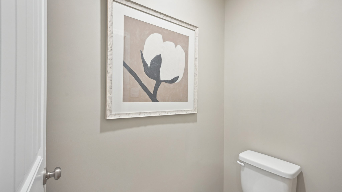 The primary bedroom has an en suite bathroom.