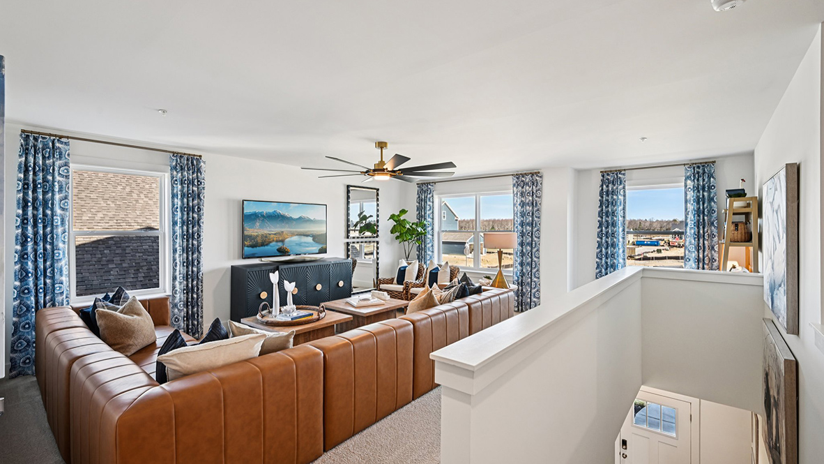 The stairways brings you to the loft upstairs.