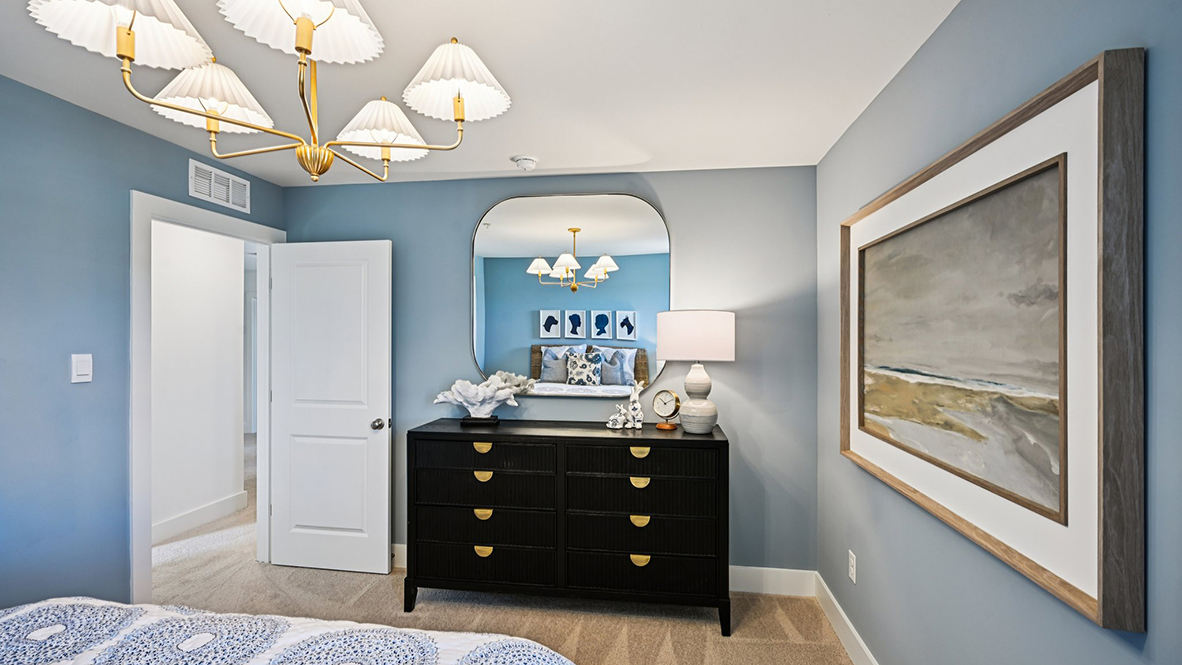 Another secondary bedroom with lots of room.