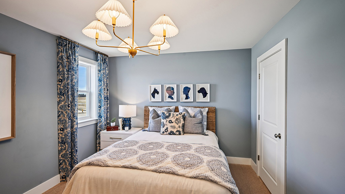 Another secondary bedroom with lots of room.