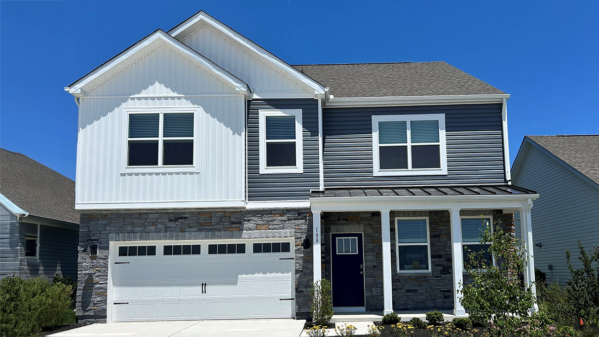 108 Topaz St exterior