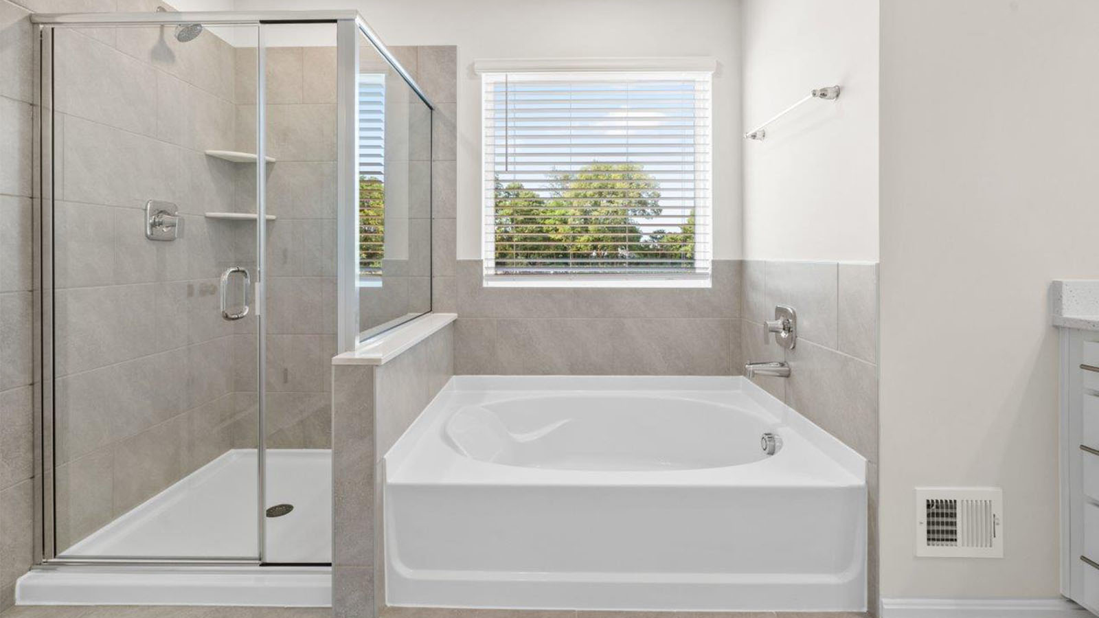 primary bathroom with tub