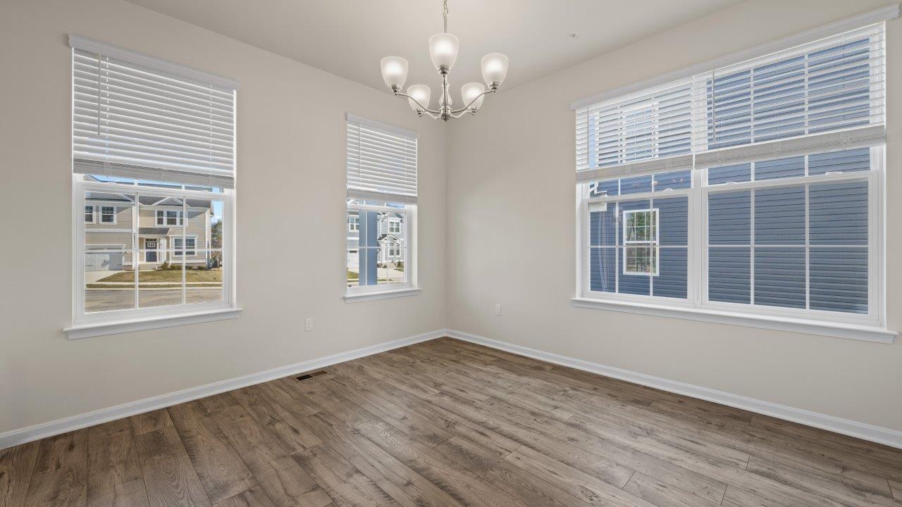 front flex room or formal dining