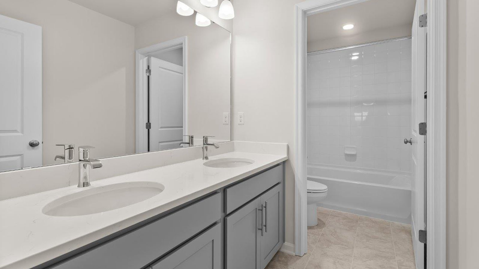 secondary full bath