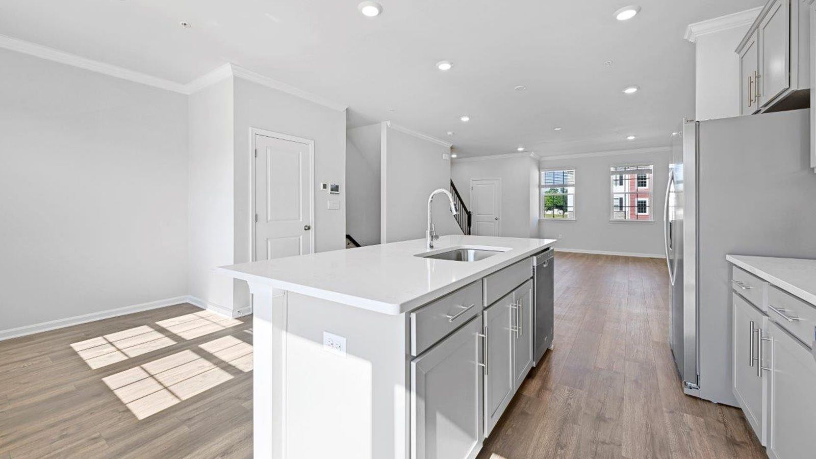 quartz countertops and recessed ligthing
