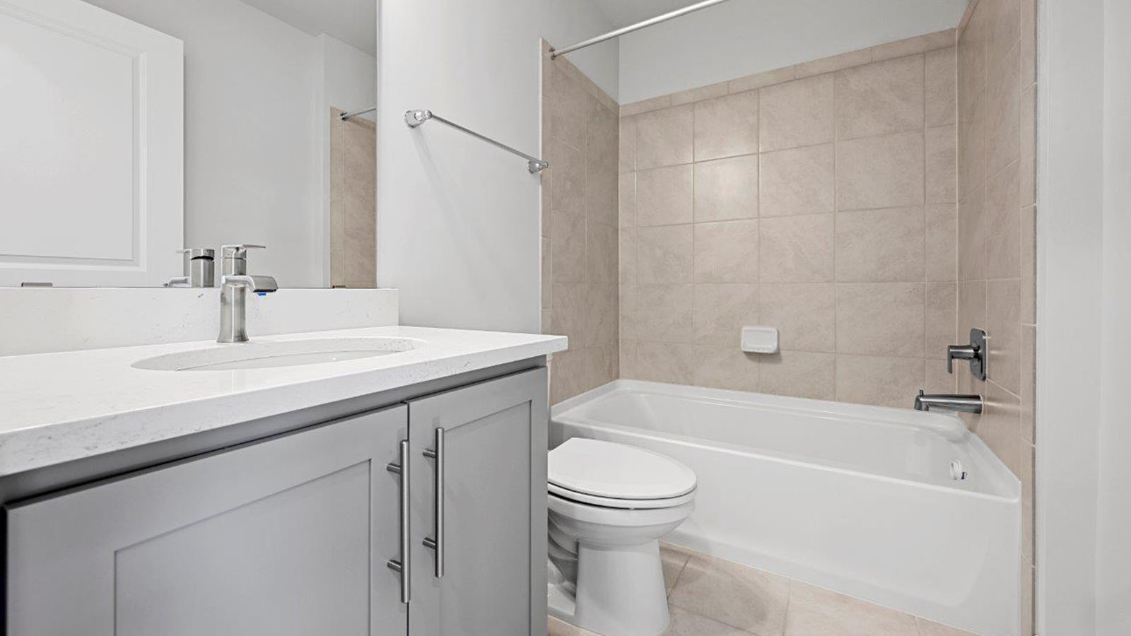 secondary full bath