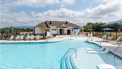 Villages of White Marsh Pool and Poolhouse