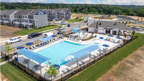 Villages of White Marsh Pool and Poolhouse
