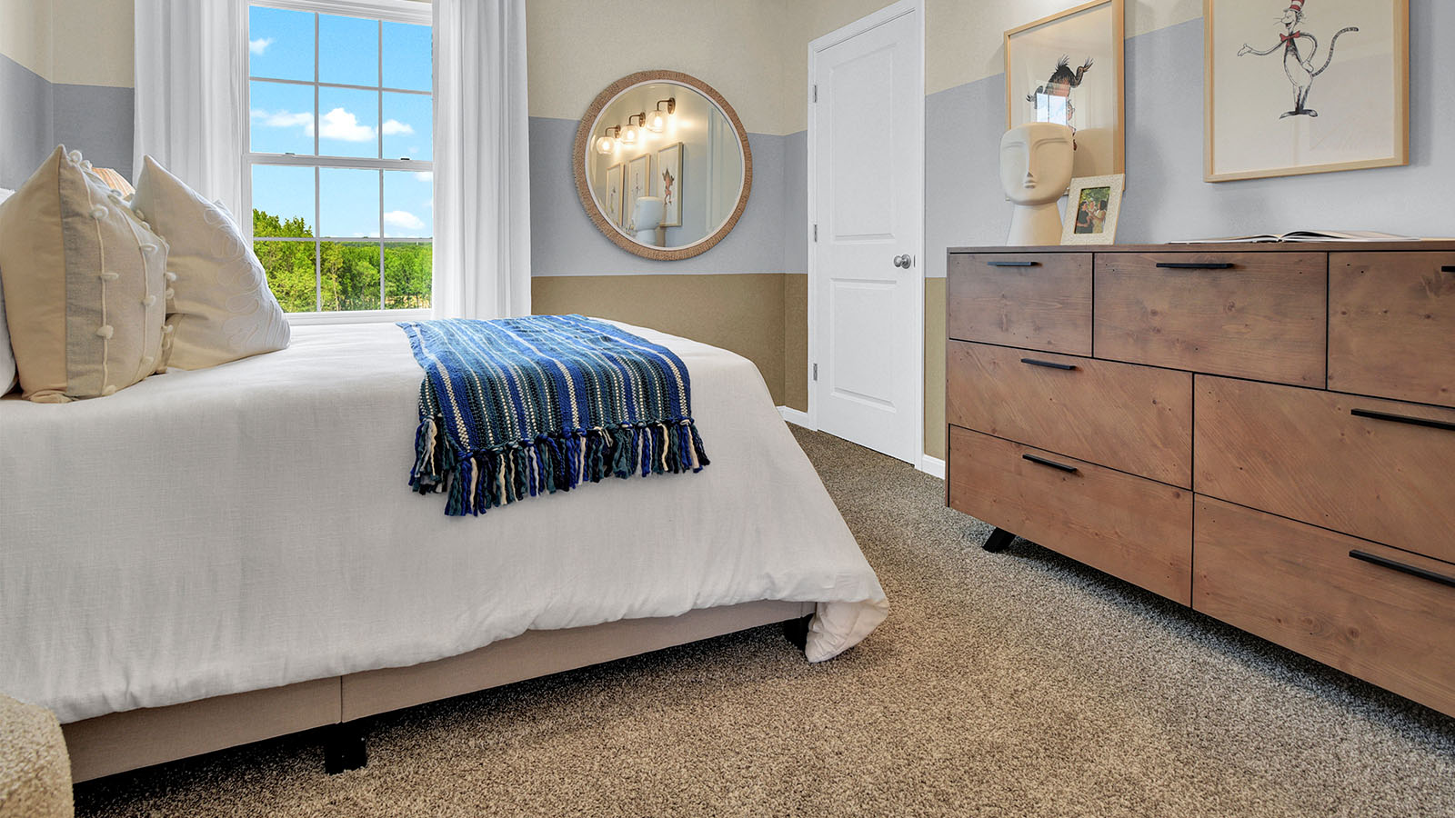 secondary bedroom