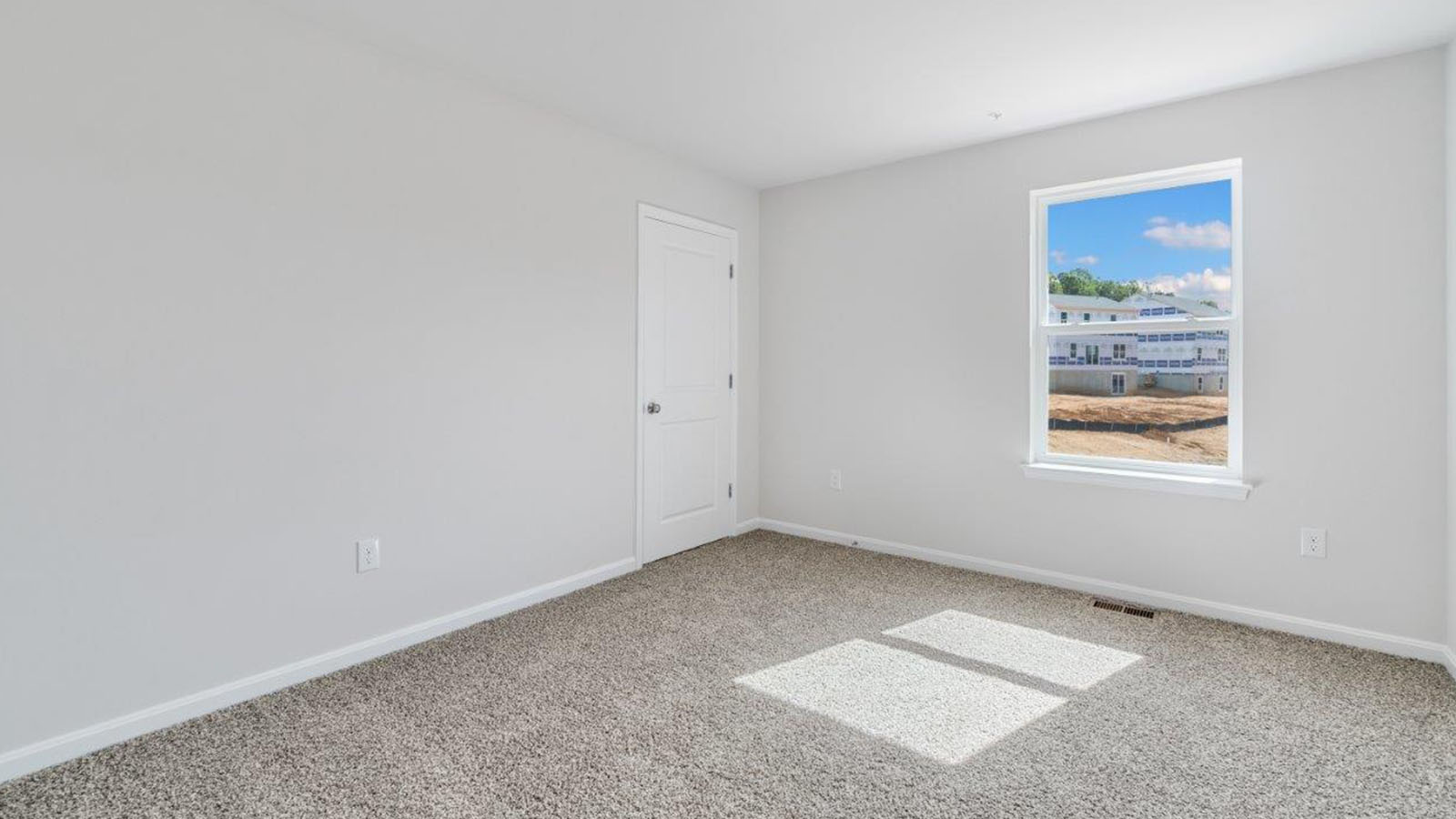 secondary bedroom