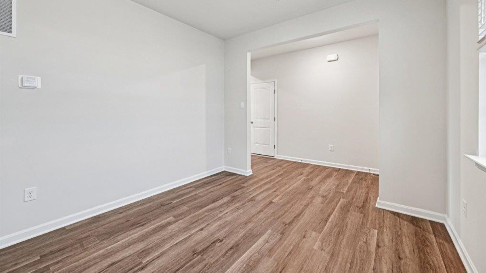 front flex room