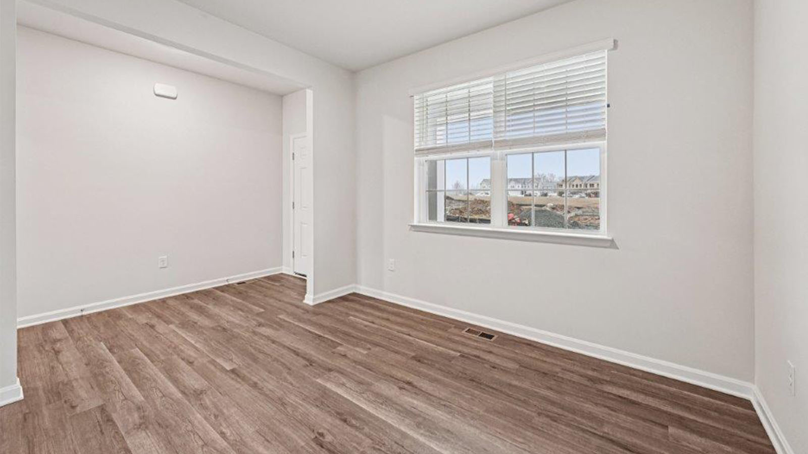 front flex room