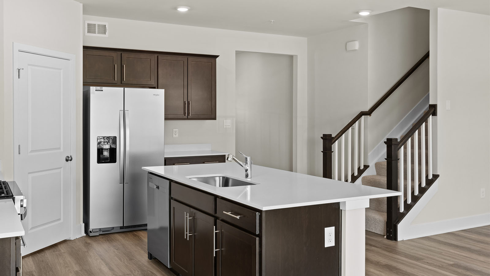 kitchen with stainless steel applainces