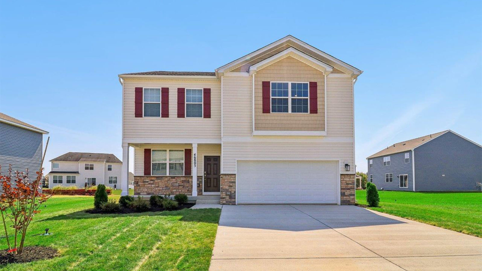 811 Spikeresh Way exterior