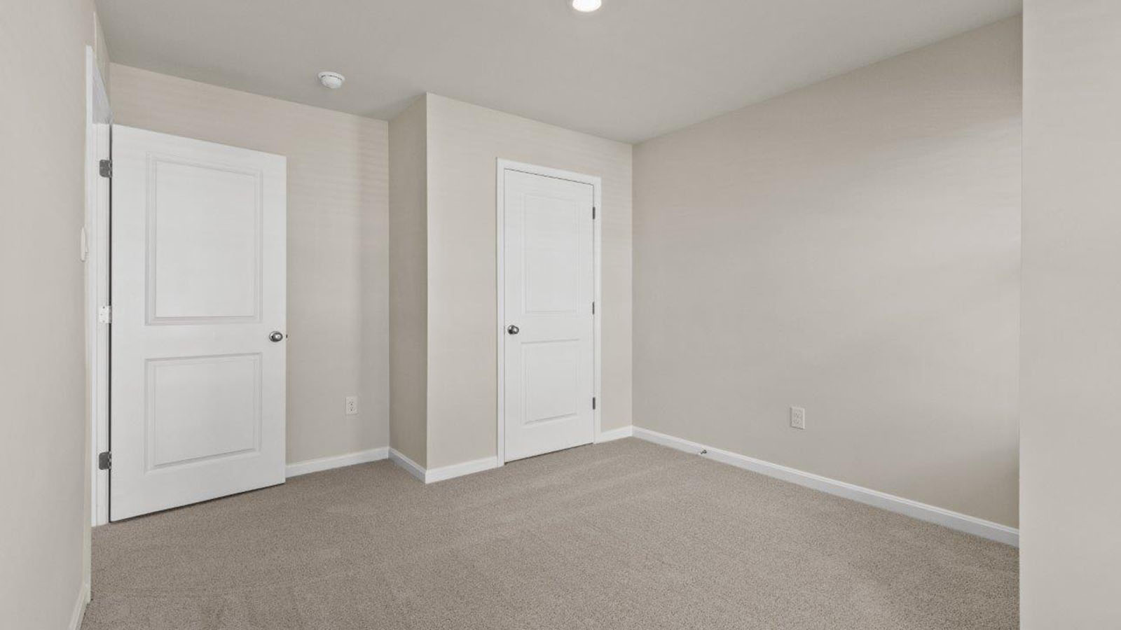 secondary bedroom