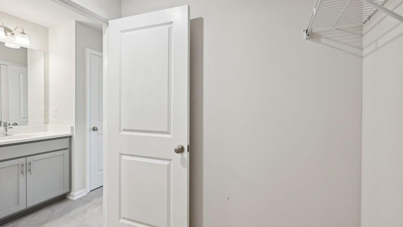 walk in closet