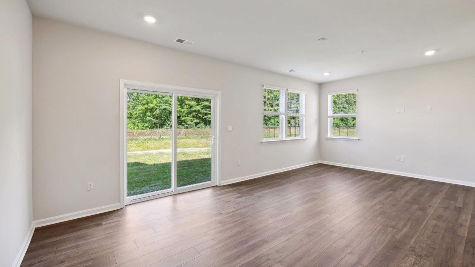 dinning space with walkout