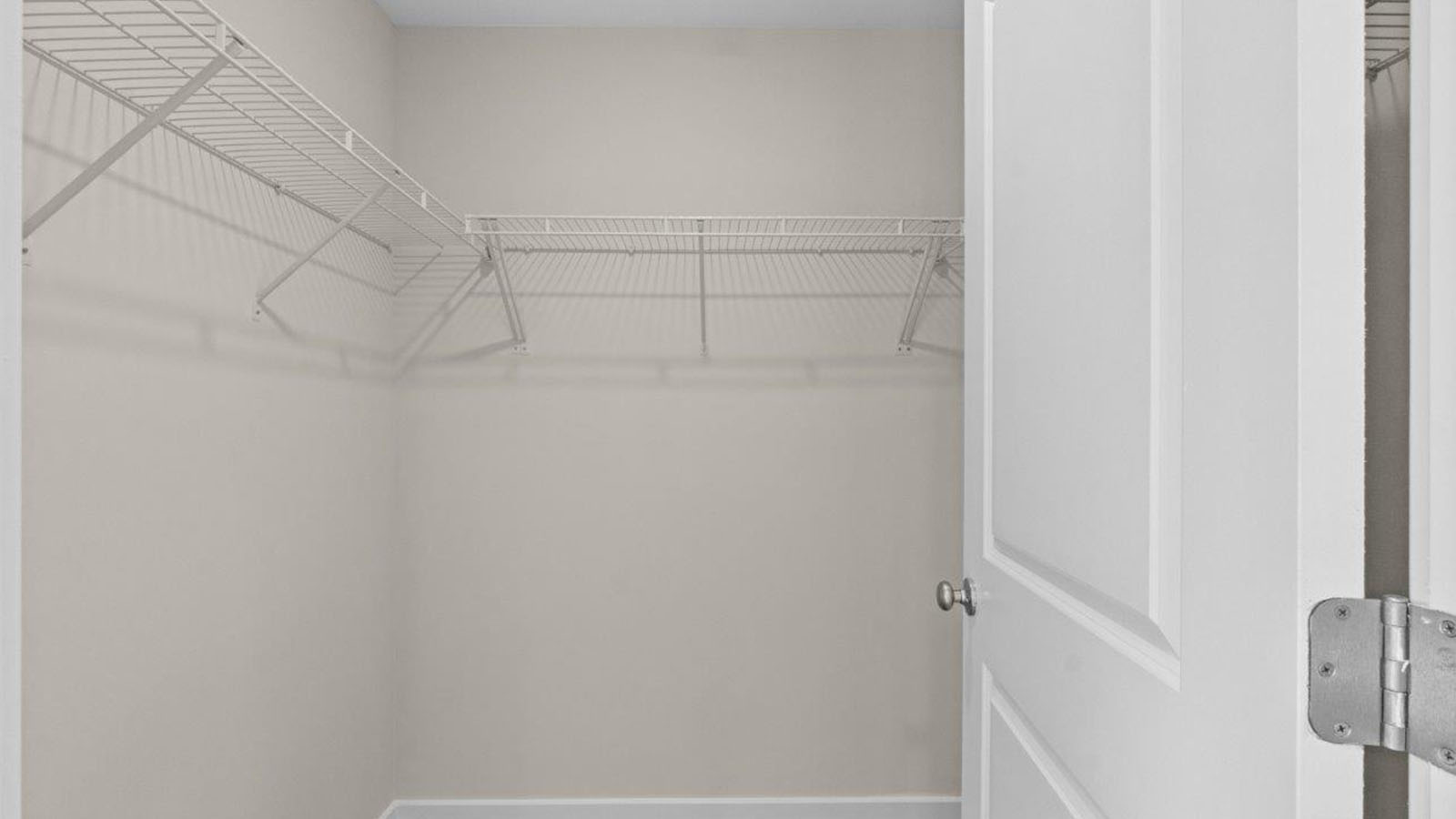walk in closet