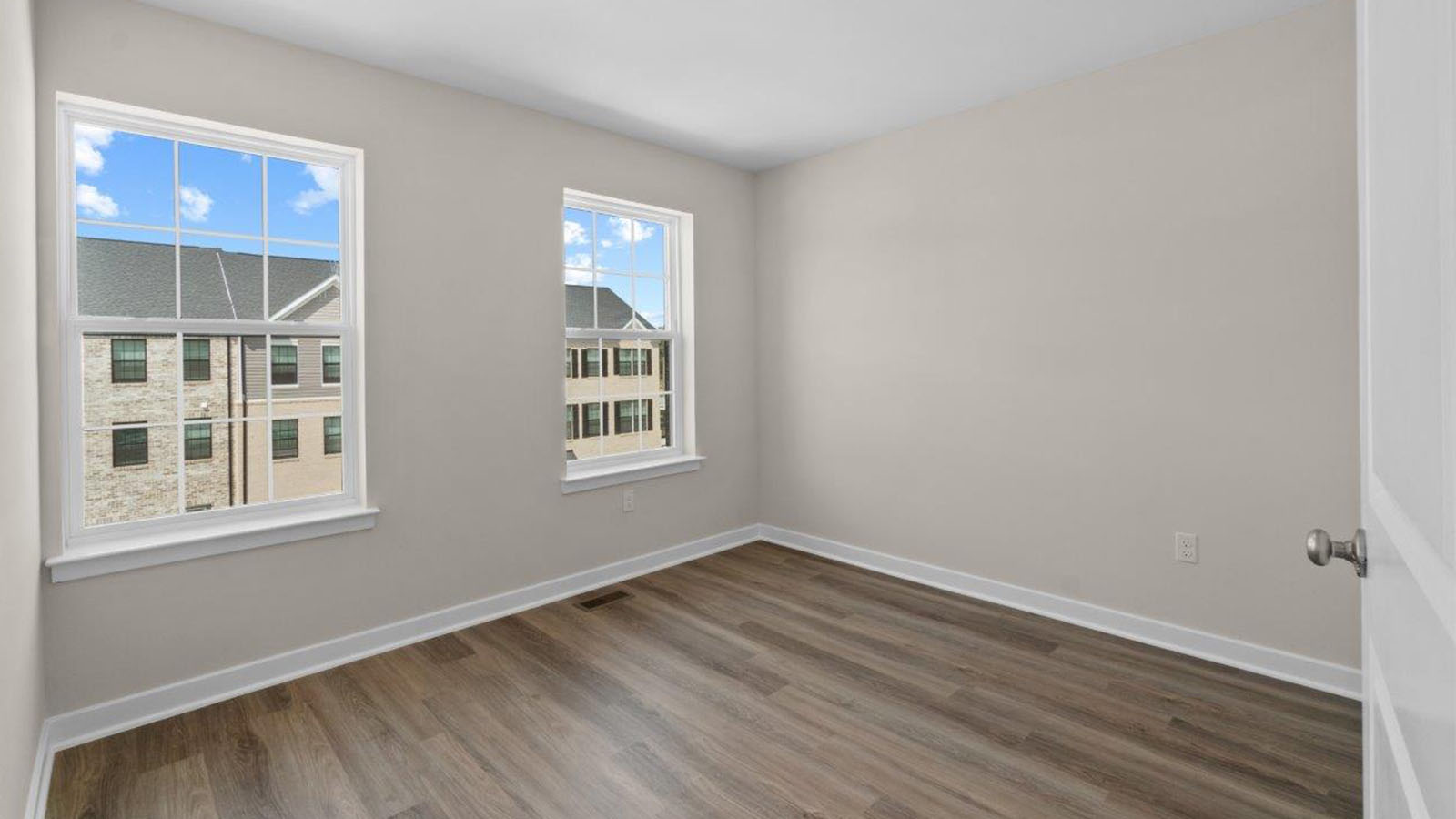 secondary bedroom