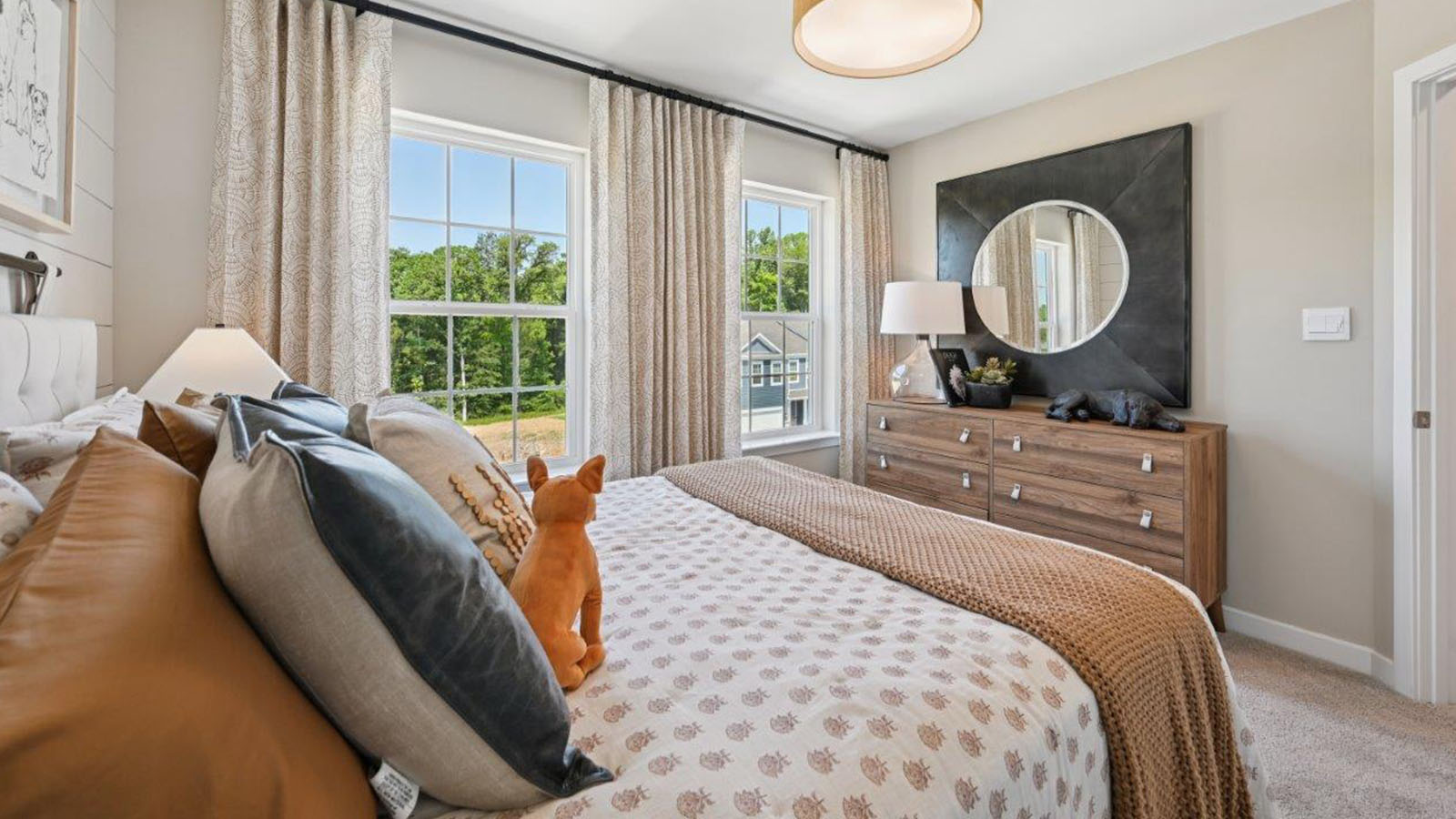 secondary bedroom