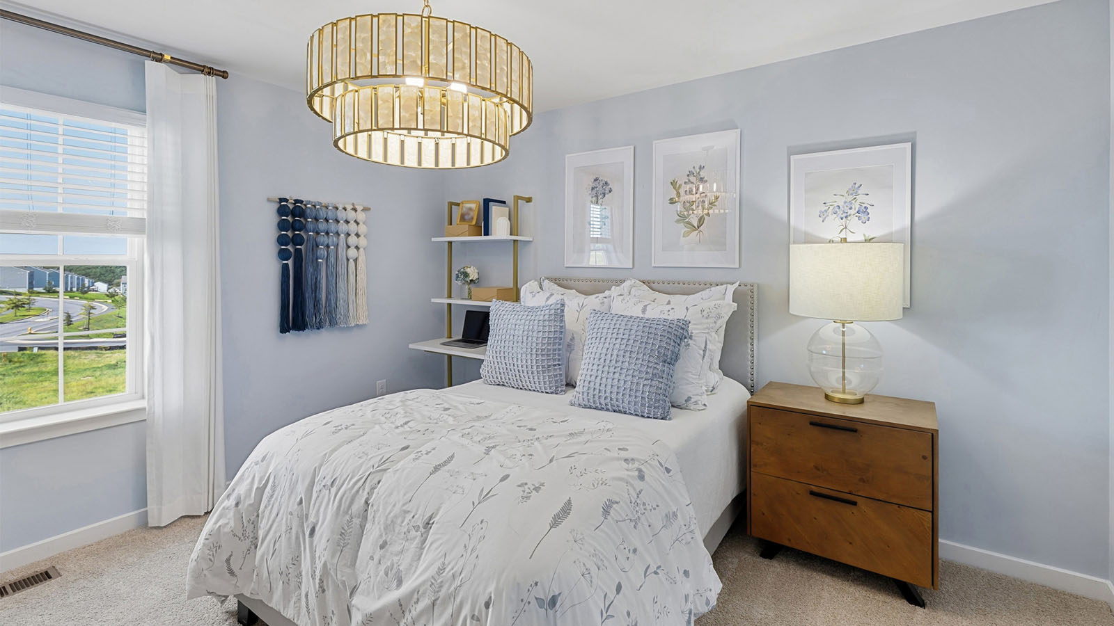 secondary bedroom